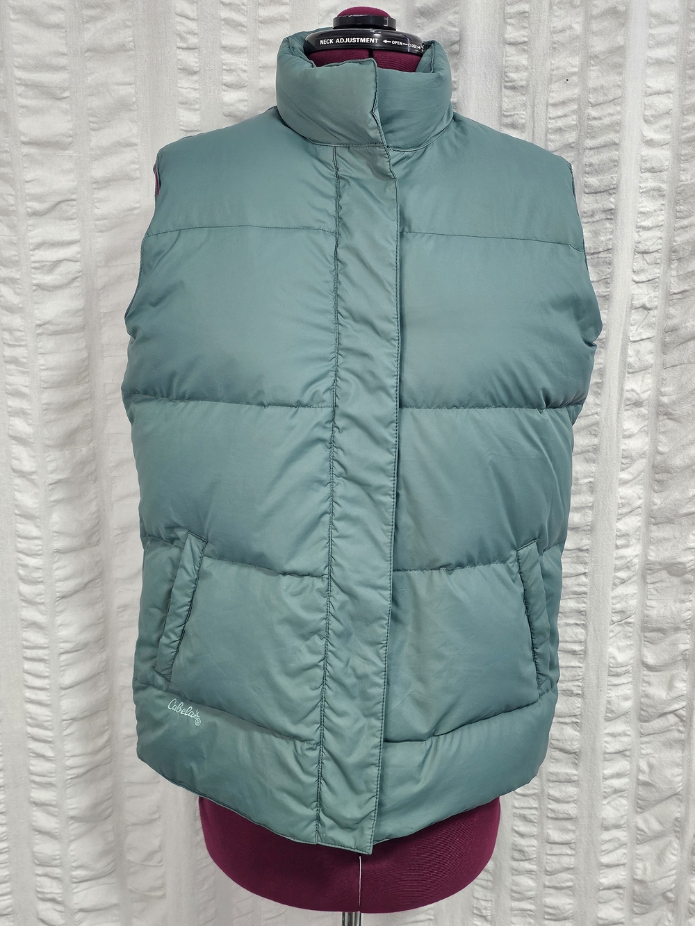 Cabela's Moss Green 550 Goose Down Sleeveless Snap Vest Size Small Regular